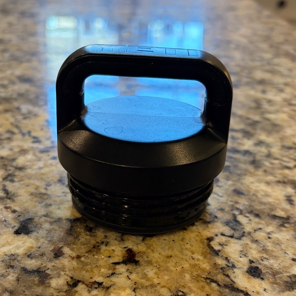 YETI bottle lid bundle - Picture 8 of 8